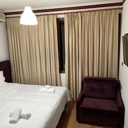 מלון Relax Gjirokastër