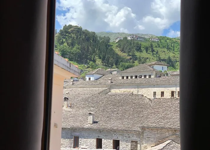 Relax 3* Gjirokastër