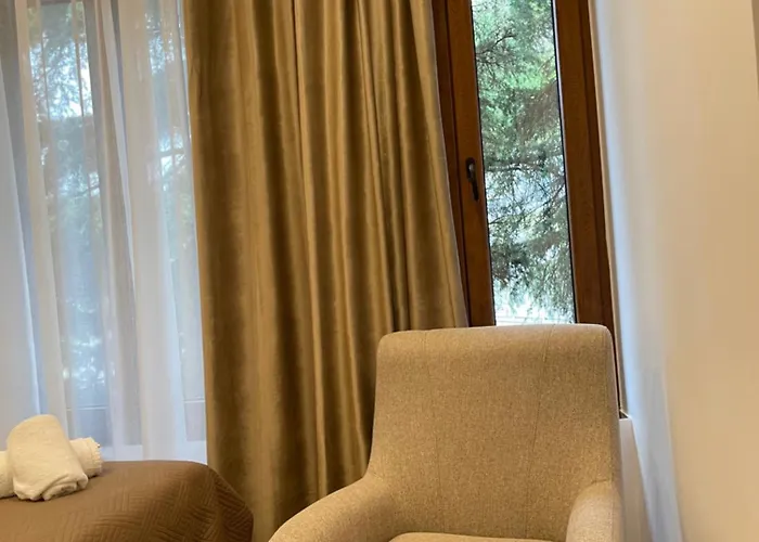 Relax 3* Gjirokastër